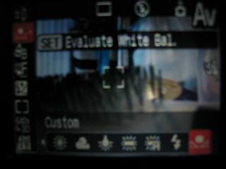 File:White balance 320.jpg